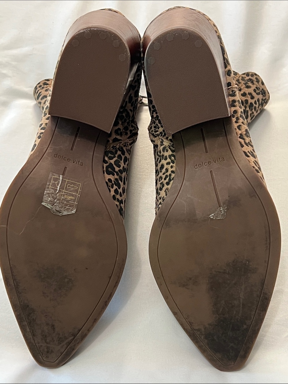 Dolce Vita Serna Leopard Print Suede Ankle Booties - Picture 7 of 9